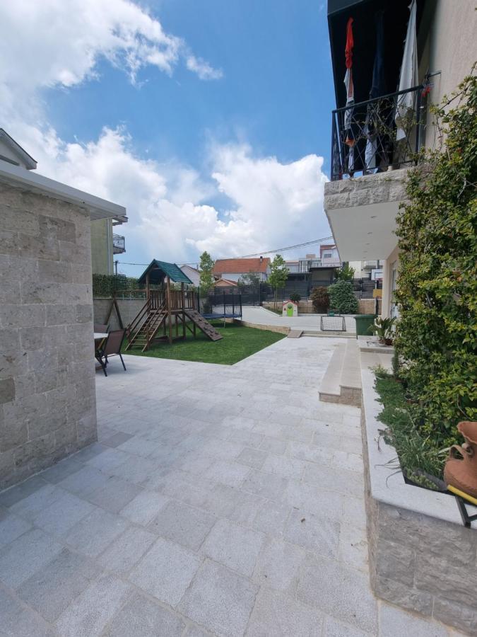 Villa With Pool & Garden Apartment 1 Ognjen Тиват Экстерьер фото